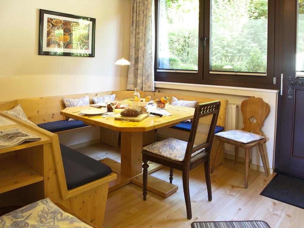 Ferienwohnung Café Alt Willingen Zimmer foto